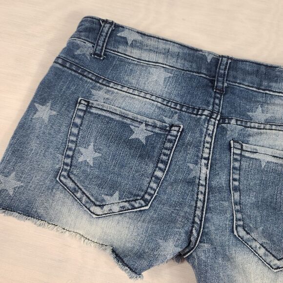 Tinsel Town Star Print Denim Shorts - Picture 6 of 7